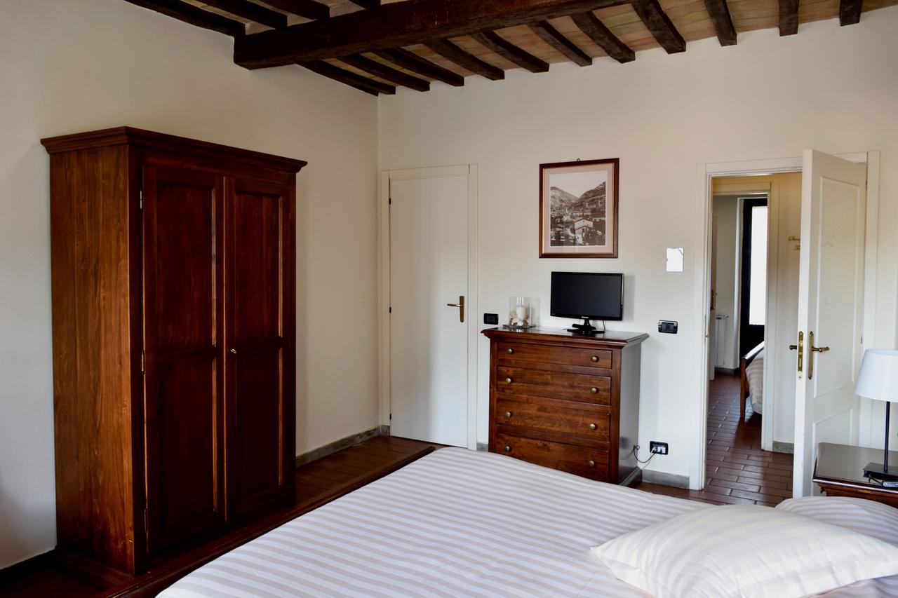 Residenza Le Logge Bed & Breakfast Gubbio Eksteriør bilde