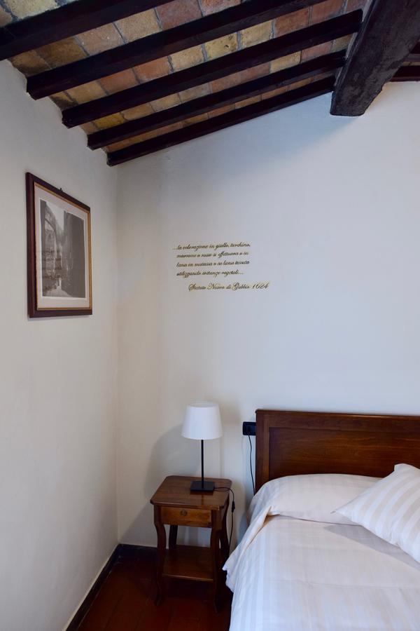 Residenza Le Logge Bed & Breakfast Gubbio Eksteriør bilde